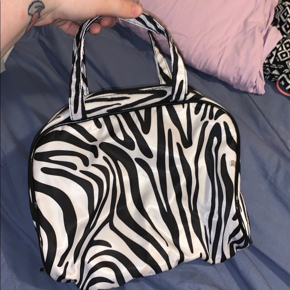 Makeup bag
